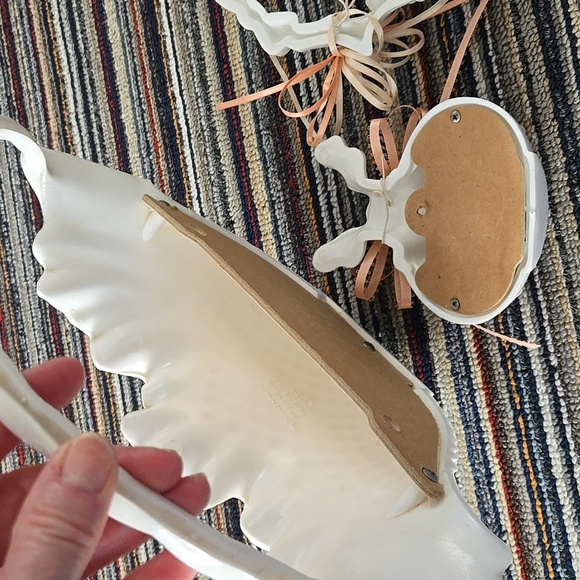 Vintage Wall Decor White Hobnail SET 5 Matching Burwood Baskets Mirror Butterfly - Picture 15 of 17